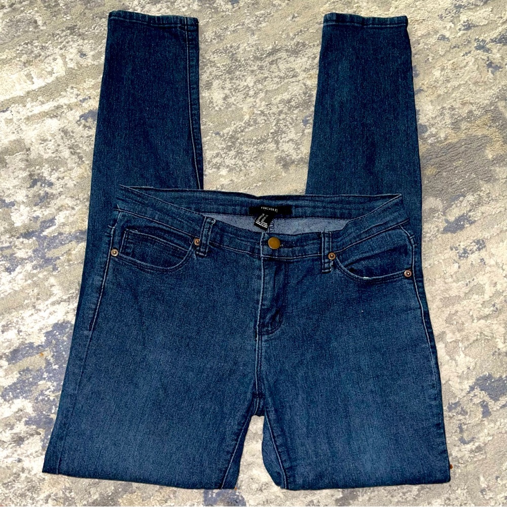 Forever 21 Jeans Mid Rise Skinny Fit Slim Stretch Denim Size 27 Bronze Rivets
